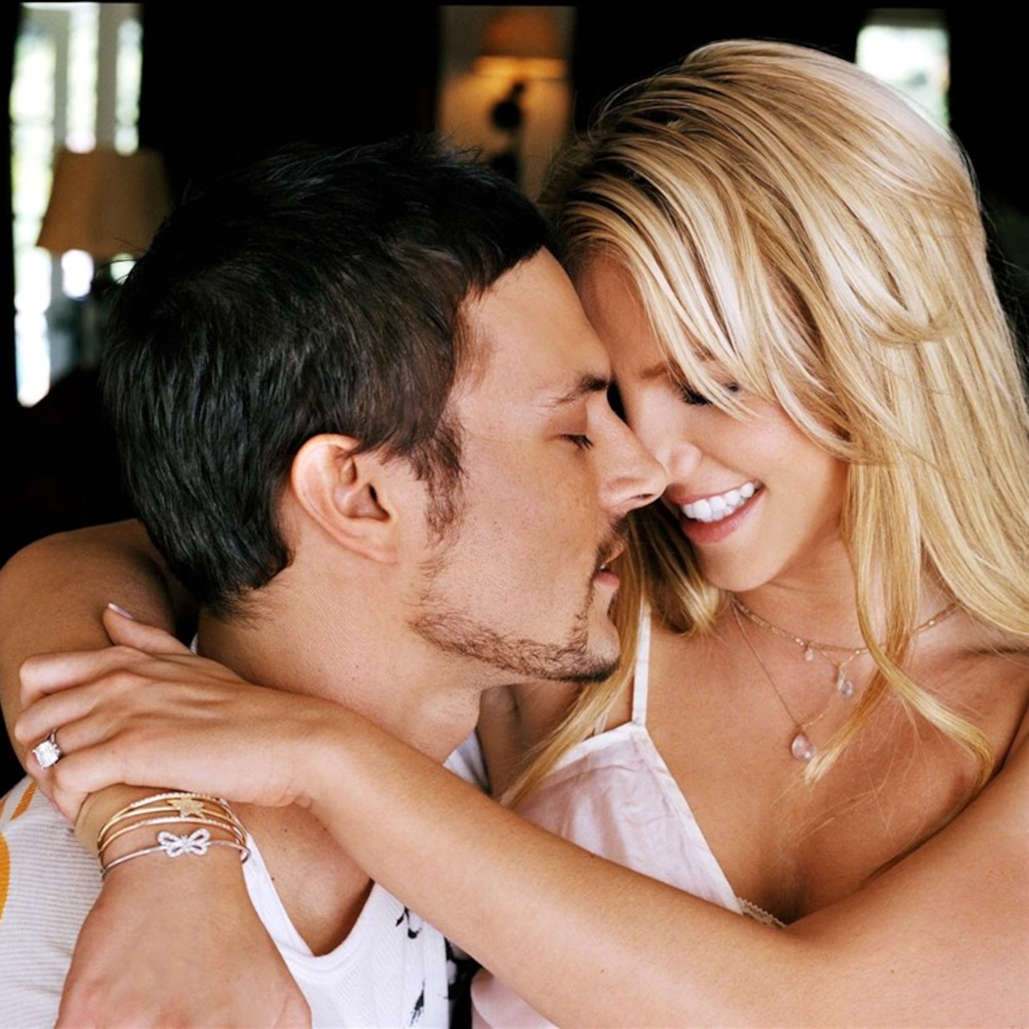 Porno etuklar uchun kasting Ofisda porno tomosha qiling